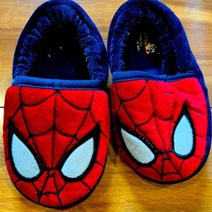 Toddlers Spider-Man slippers Size 7-8
